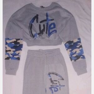 Girls' Grey Cropped Jogger Set with Blue Camo Sleeves